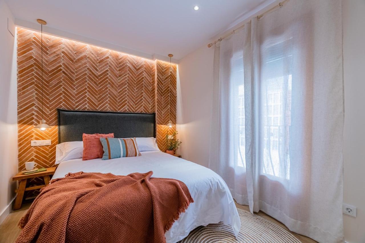 Vestal Suites Domo Cambrils Buitenkant foto